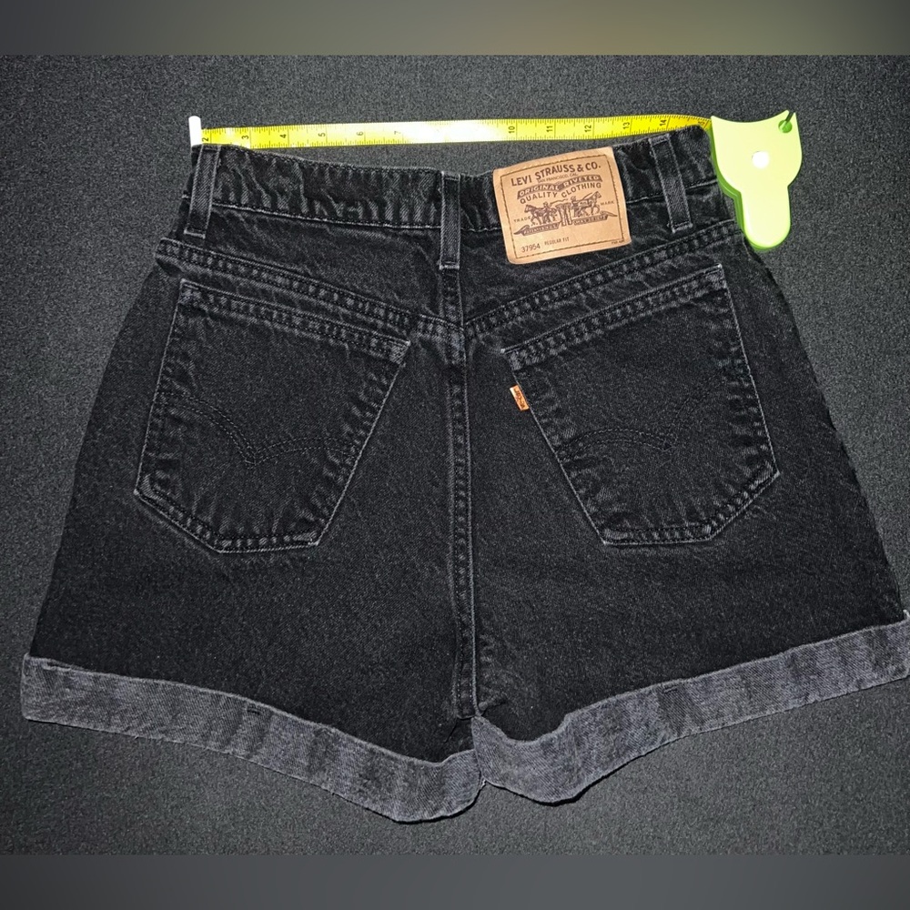Levi Jean Shorts